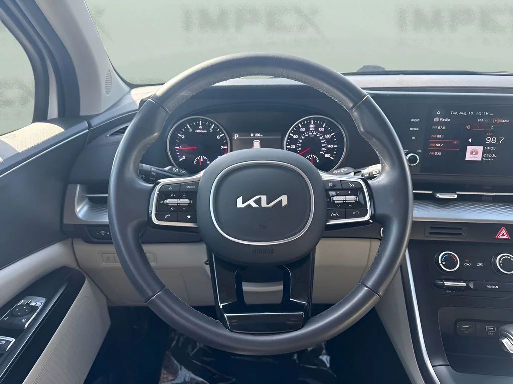 Used 2024 White Kia LX image 8
