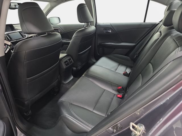 Used 2017 Gray Honda EX-L image 12