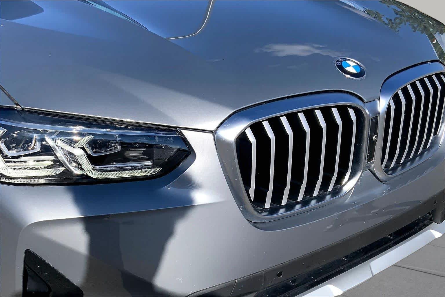 Used 2024 Skyscraper Grey Metallic BMW xDrive30i image 29