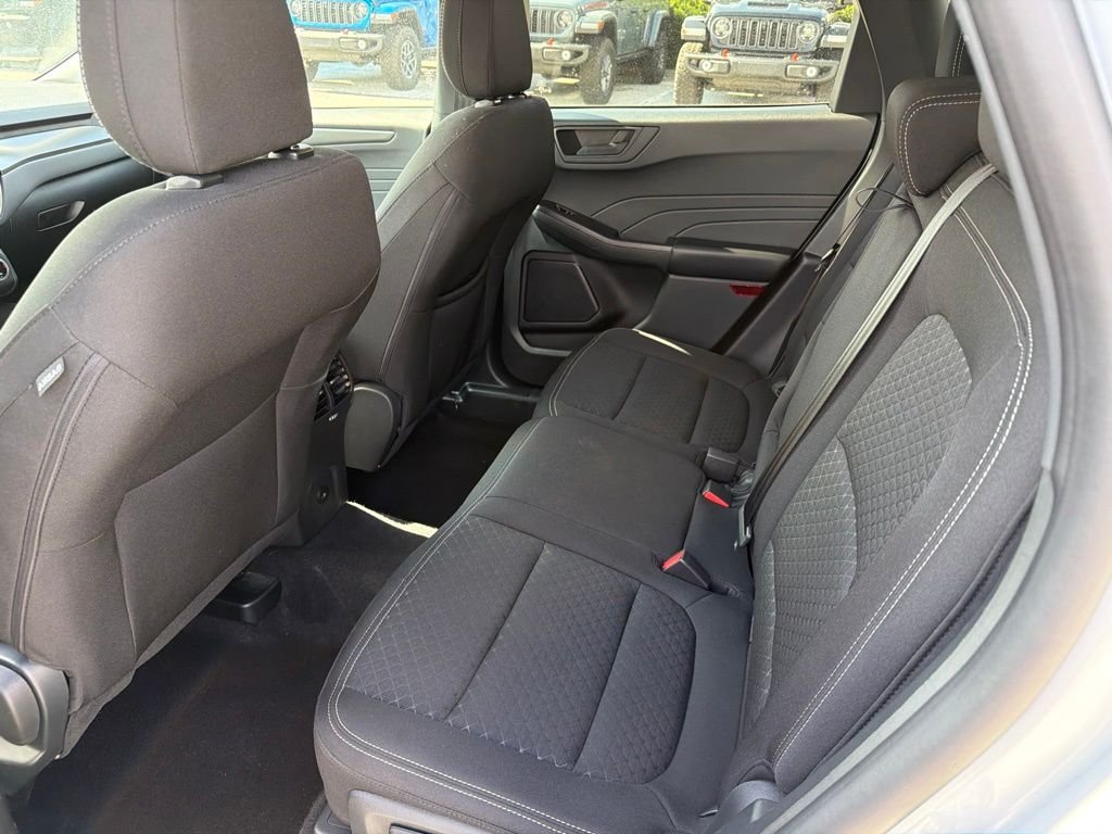 Used 2025 Silver Ford Active image 22