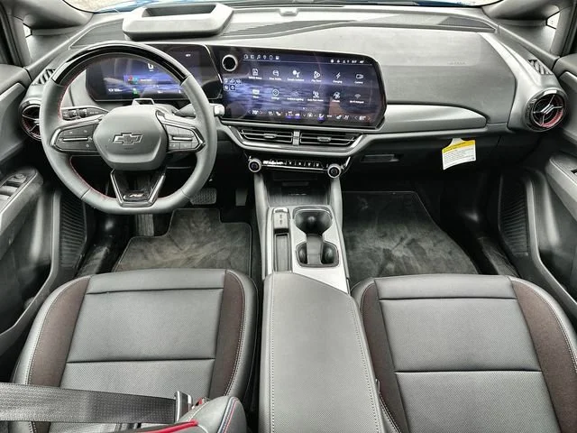 2025 Chevrolet Equinox EV RS - Photo 20