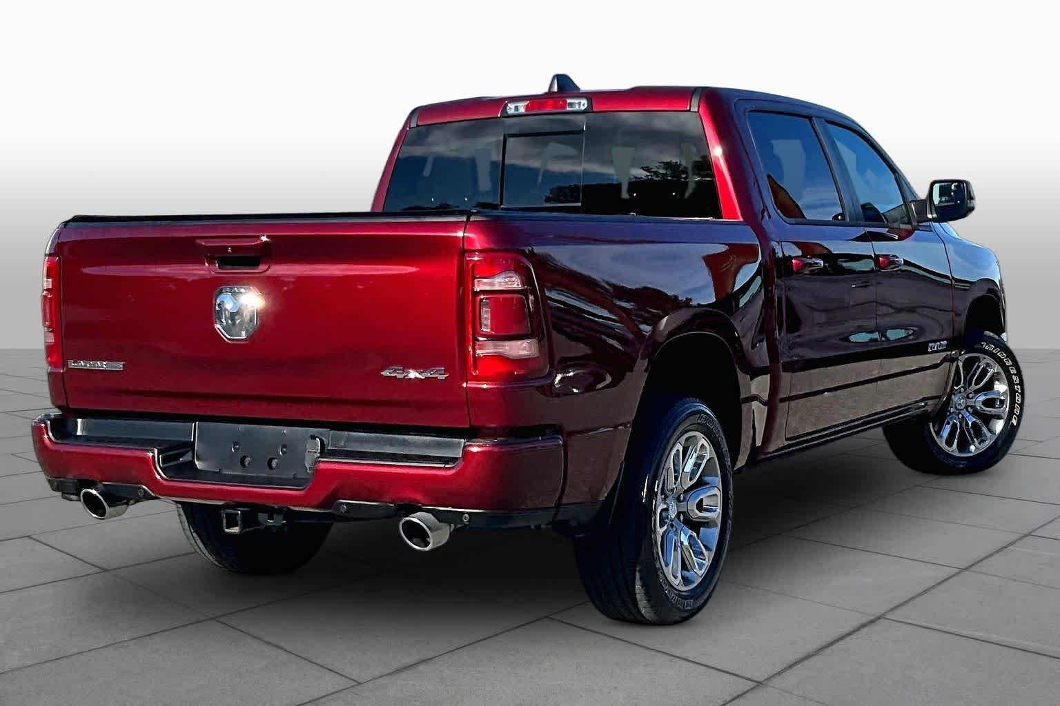 Used 2024 Delmonico Red Pearlcoat Ram Laramie image 13