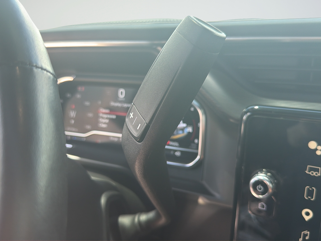 Used 2024 White GMC Denali Ultimate image 45