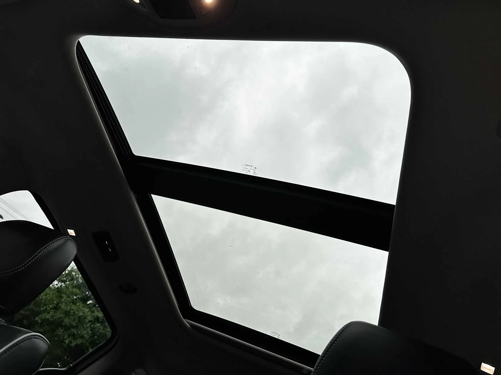 2022 Chrysler Pacifica Limited - Photo 16