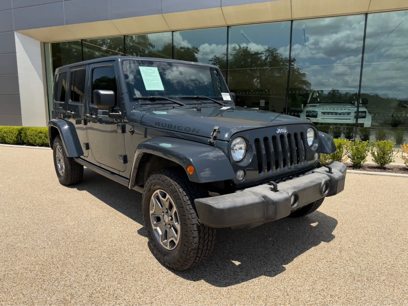 Used 2016 Rhino Clearcoat Jeep Rubicon image 3