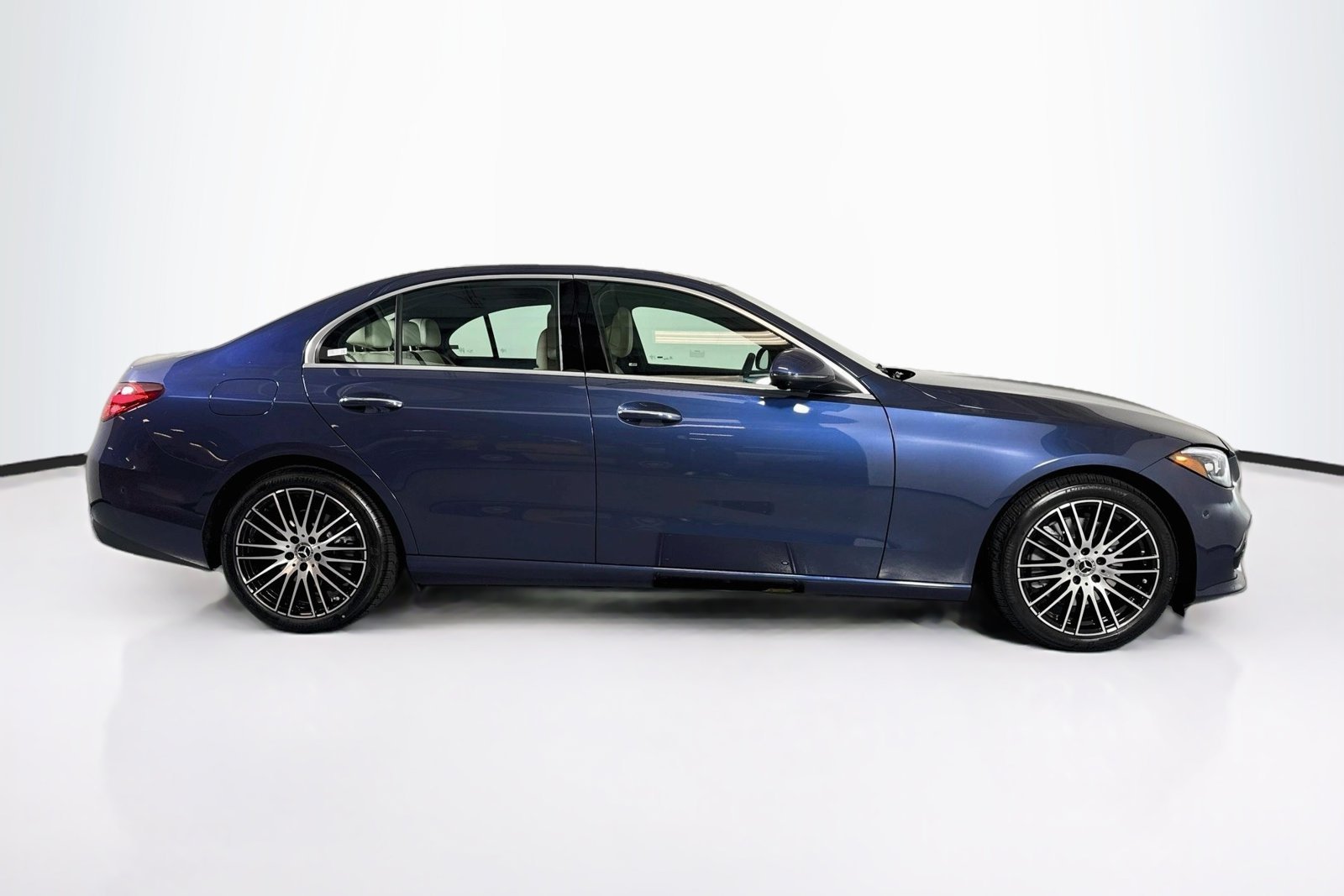 New 2026 Twilight Blue Metallic Mercedes-Benz C 300 image 4