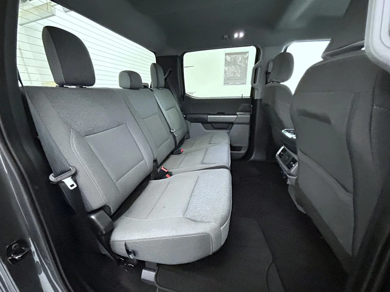 Used 2025 Gray Ford XLT image 18