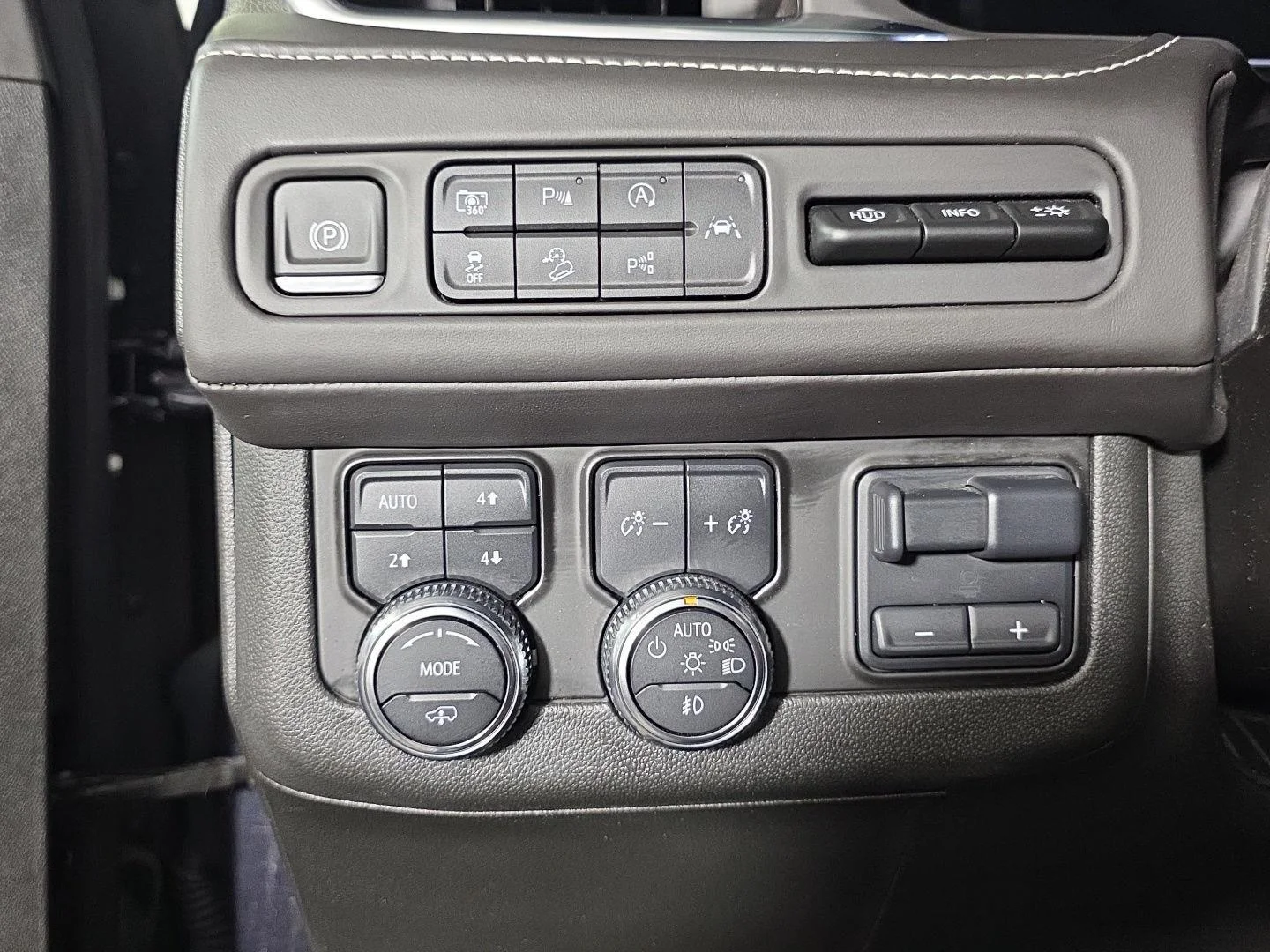 Used 2023 Titanium Rush Metallic GMC Denali Ultimate image 18