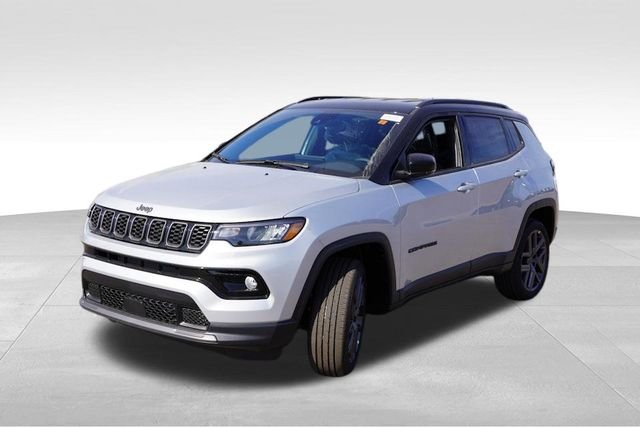 New 2026 Silver Zynith Metallic Clearcoat Jeep Limited image 7