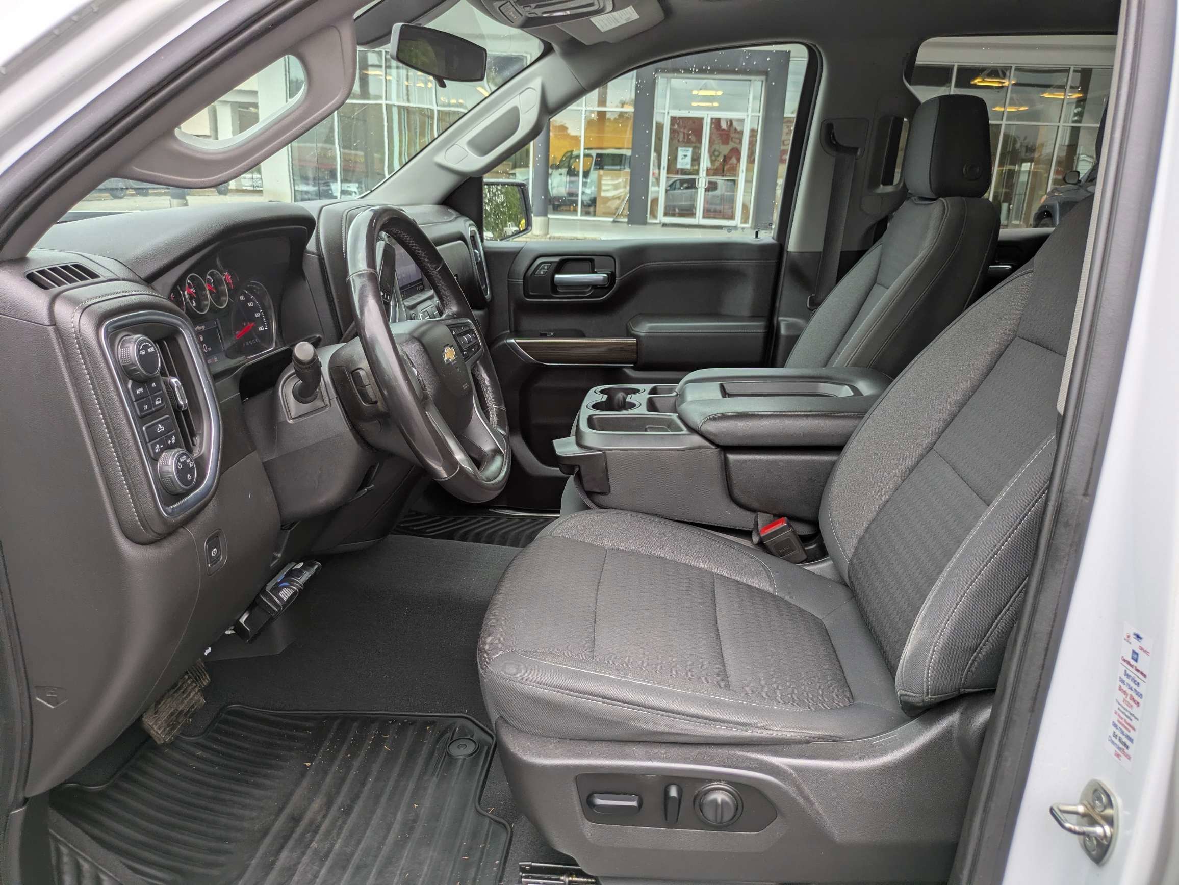Used 2020 White Chevrolet LT image 16