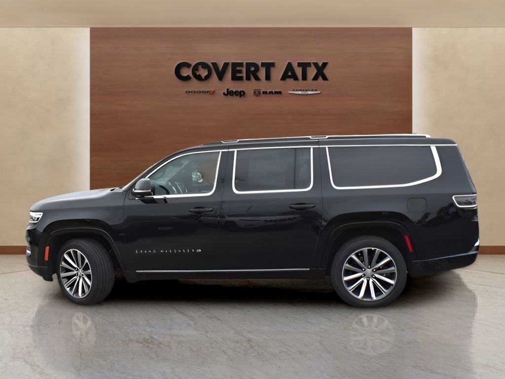 Used 2023 Black Jeep Base image 5