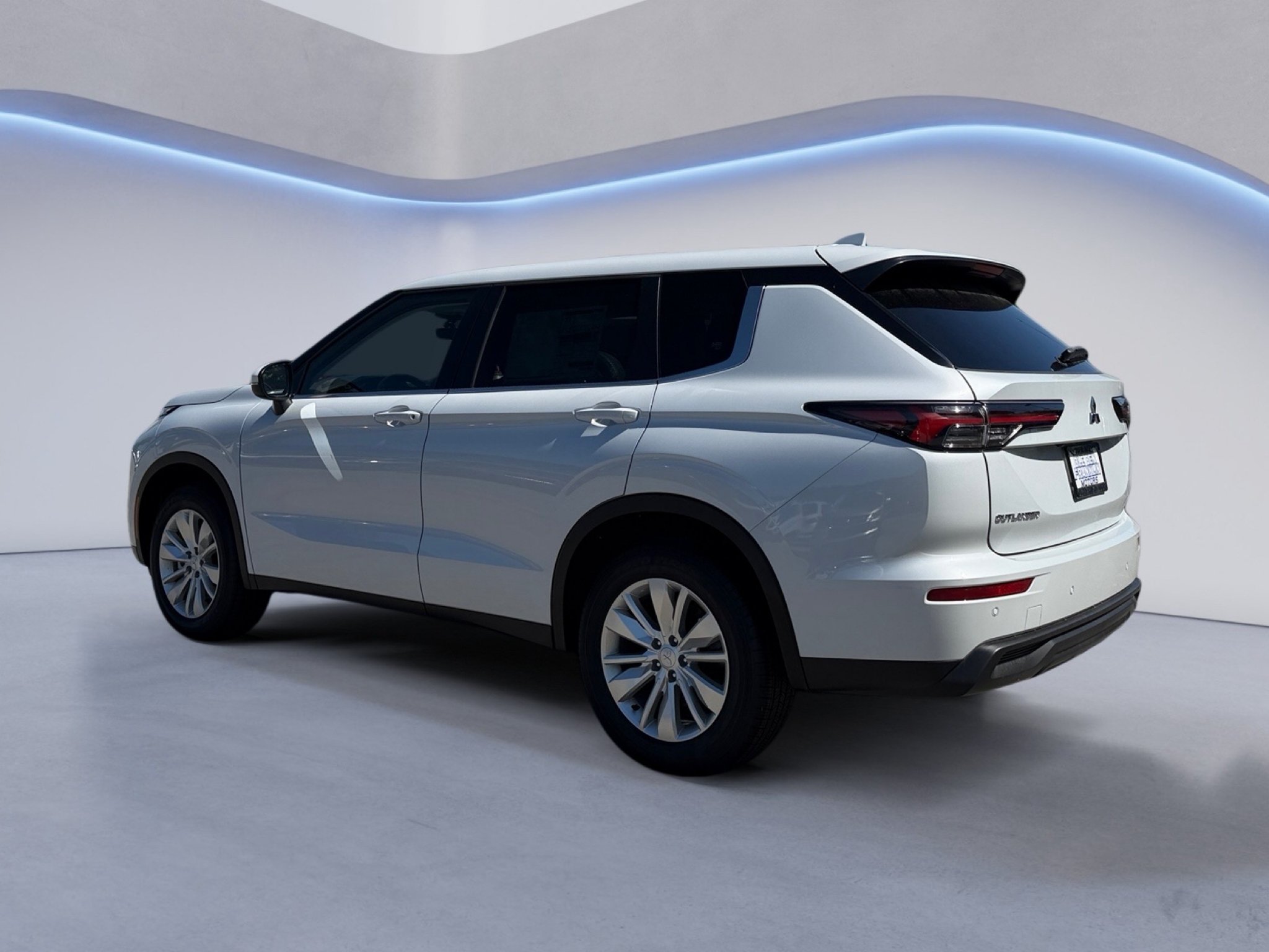 New 2026 White Diamond Mitsubishi ES 1.5T 2WD image 5