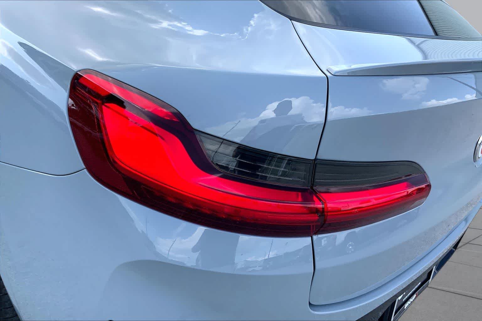 Used 2023 Brooklyn Grey Metallic BMW  image 28