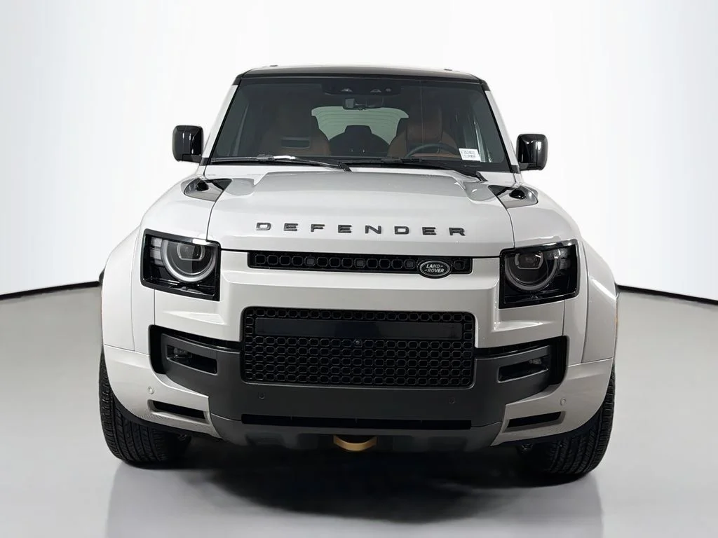 New 2026 Borasco Grey Land Rover  OCTA image 2