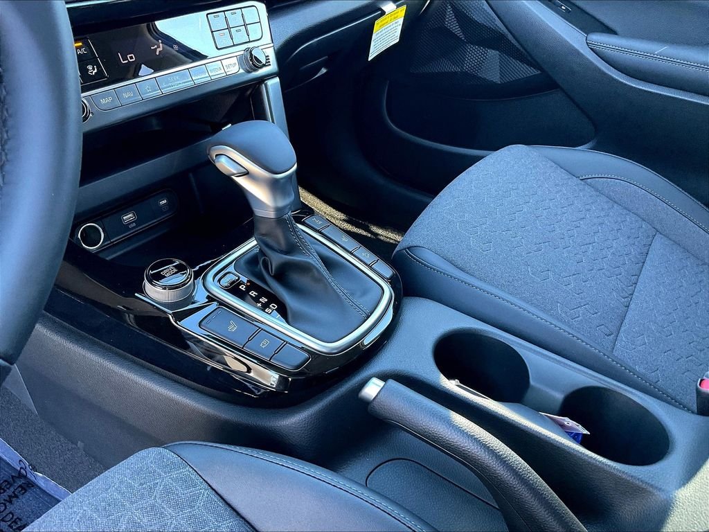 New 2026 Fusion Black Kia S image 13