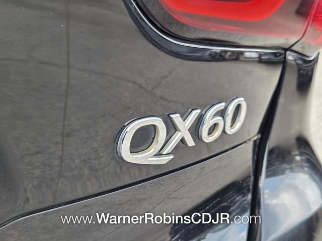 Used 2020 Black INFINITI PURE image 12