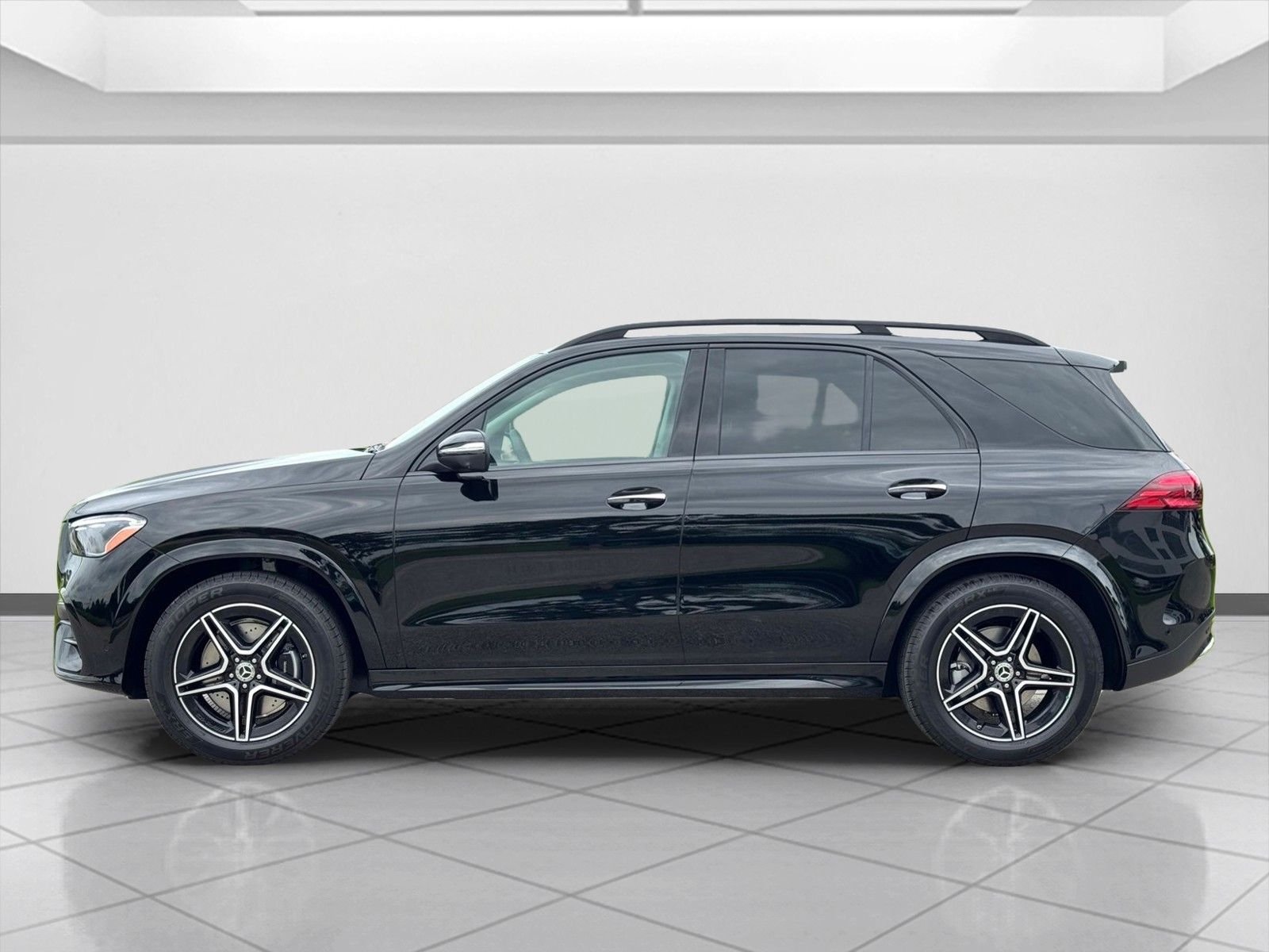 New 2025 Black Mercedes-Benz GLE 350 image 5