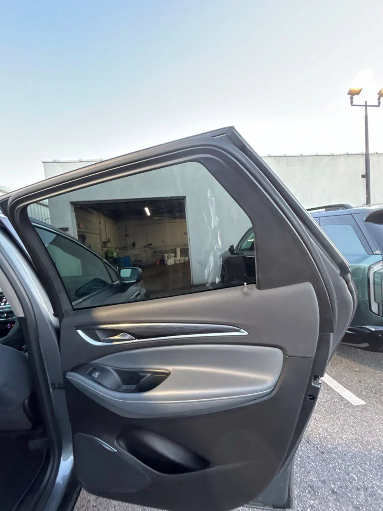 Used 2018 Gray Buick Premium Group image 20