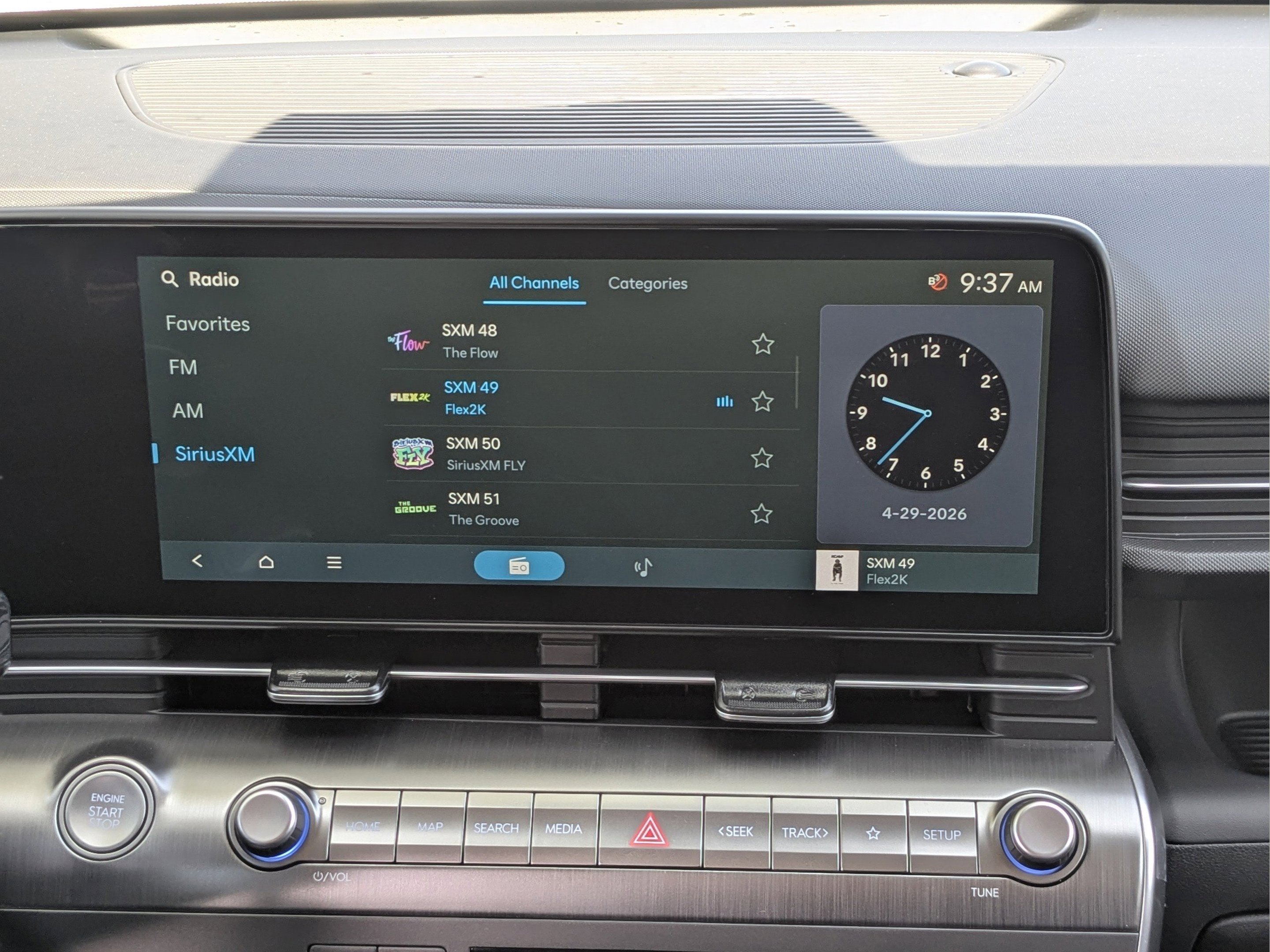 New 2026 Atlas White Hyundai SEL Premium FWD image 28