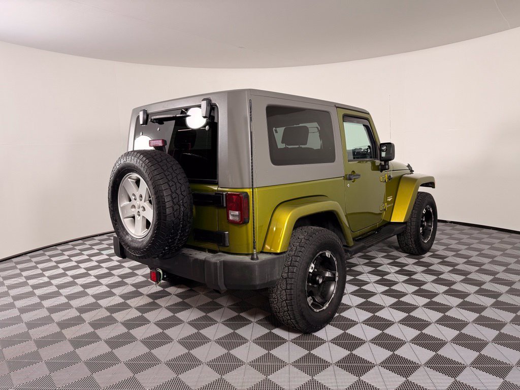 Used 2007 Green Jeep Sahara image 9
