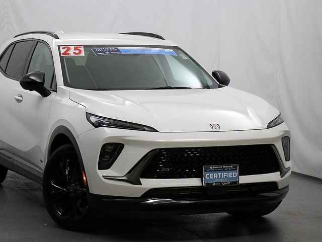 2025 Buick Envision Sport Touring photo 2