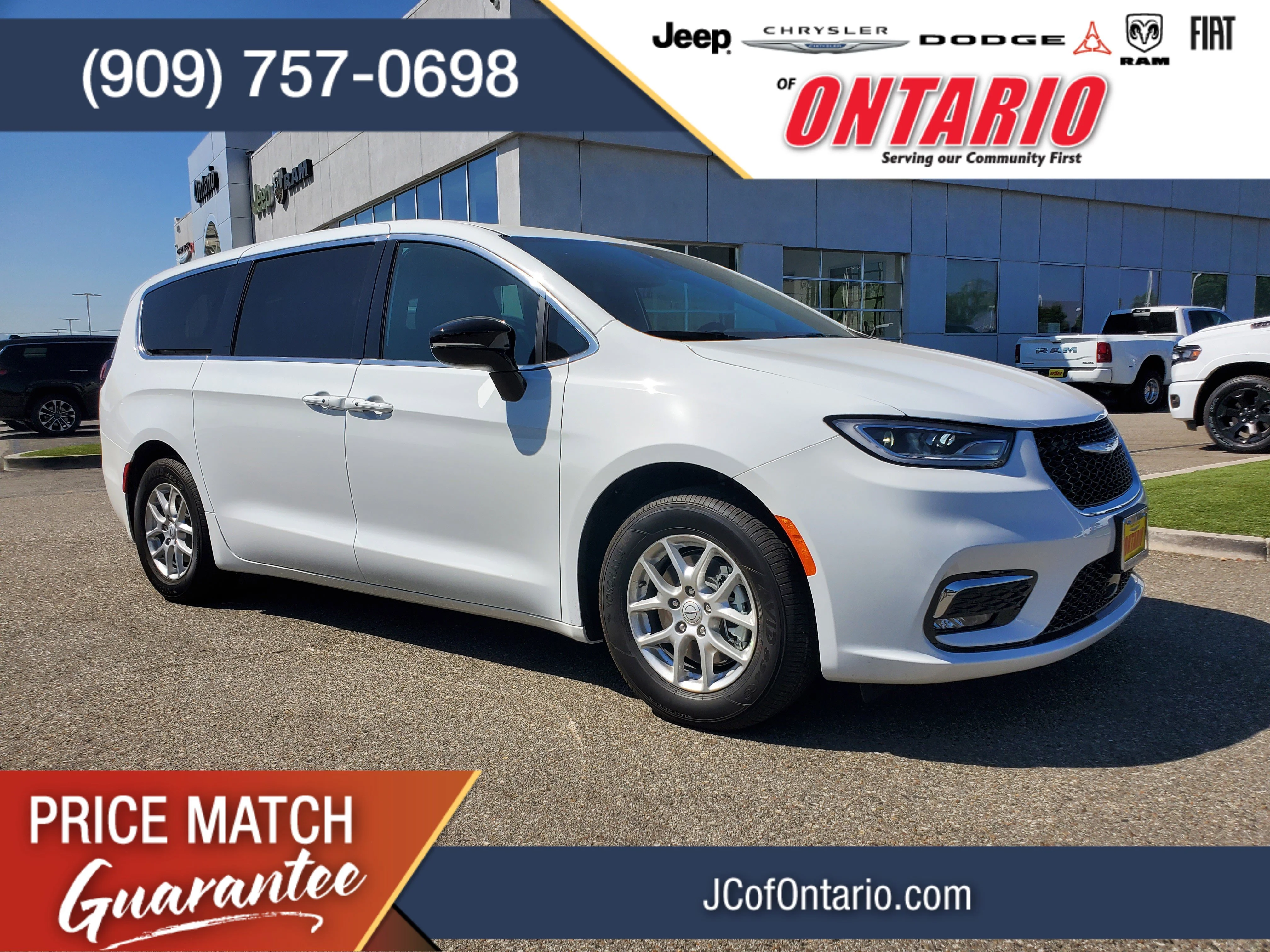 New 2026 Chrysler Voyager LX Passenger Van in Ontario #26C112