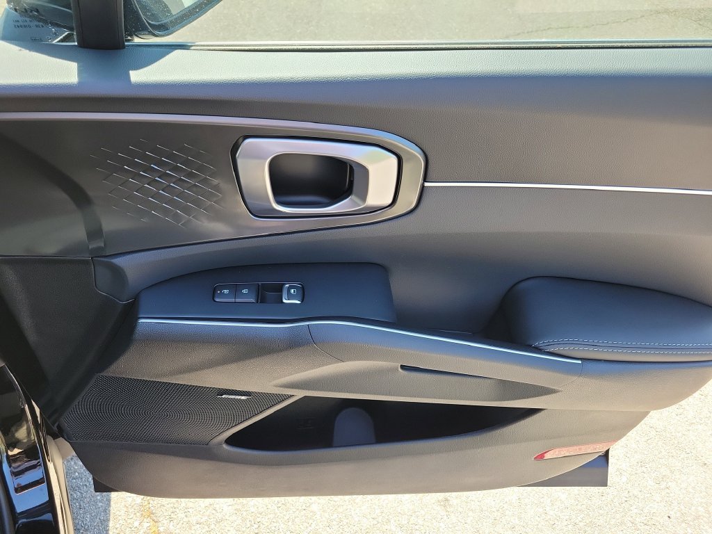 New 2026 Ebony Black Kia EX image 10