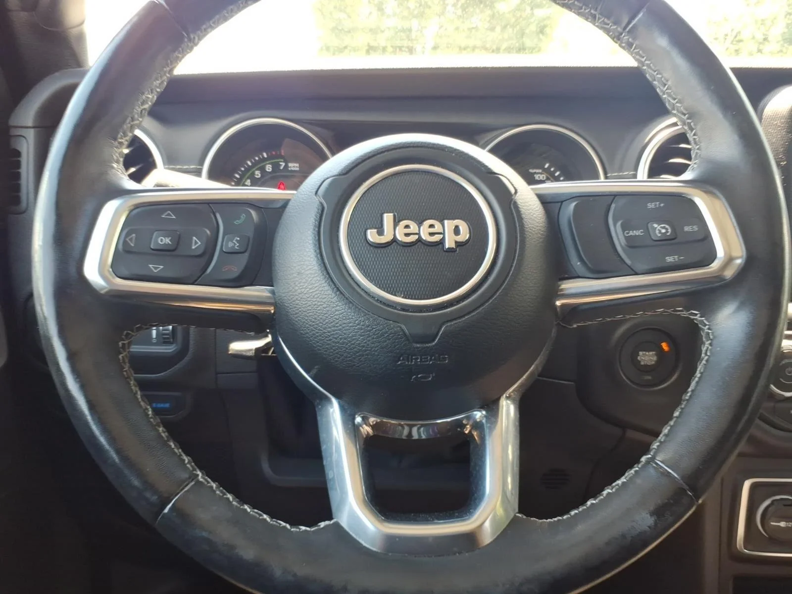 Used 2023 Sarge Green Clearcoat Jeep Sahara image 28