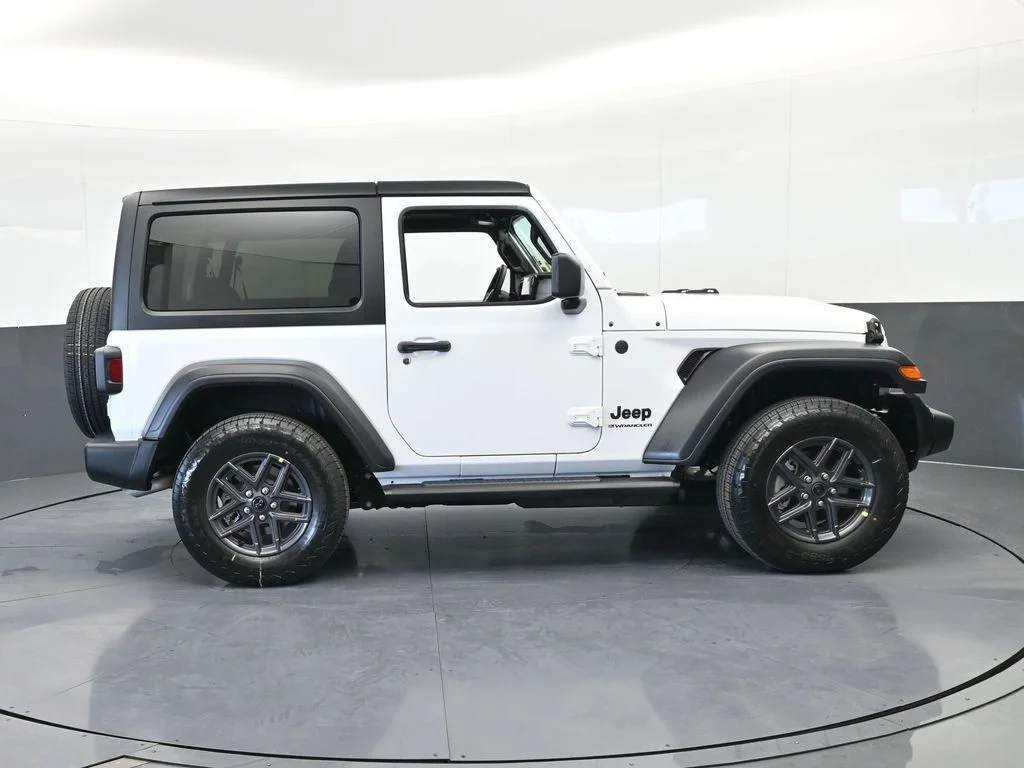 New 2026 Bright White Clear-Coat Exterior Paint Jeep Sport image 7