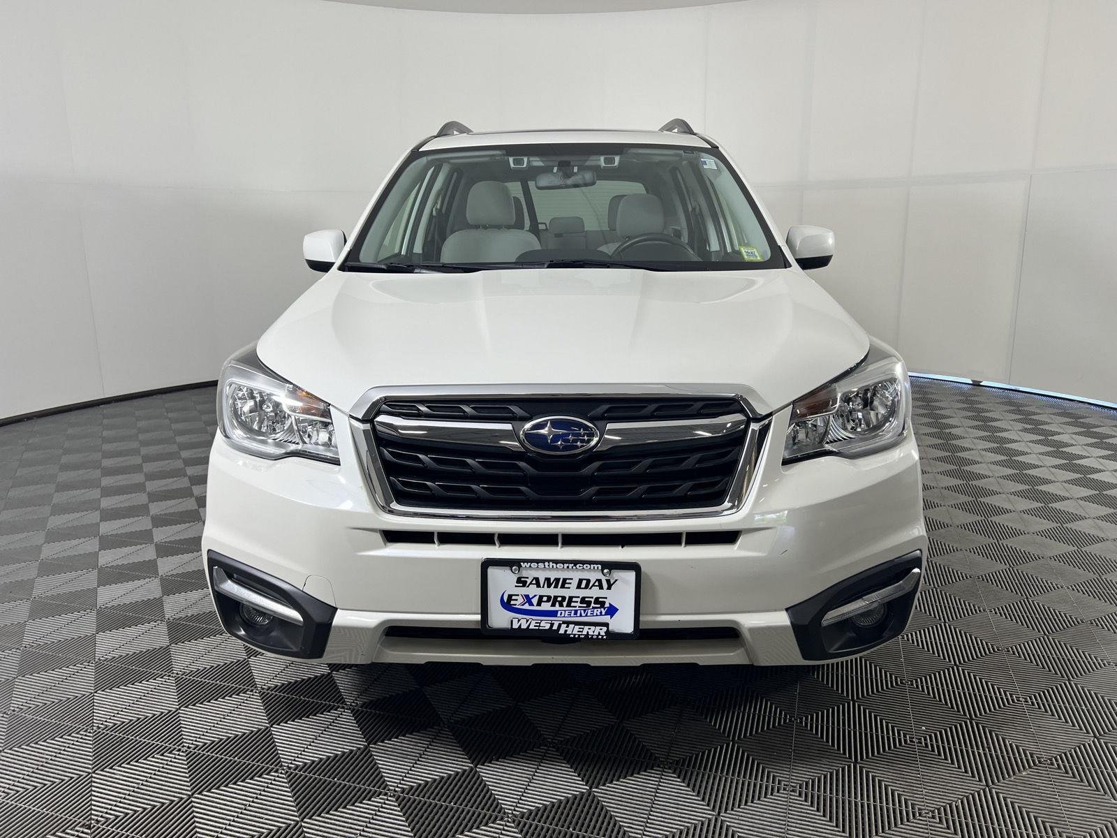 Used 2018 Crystal White Pearl Subaru Premium image 8