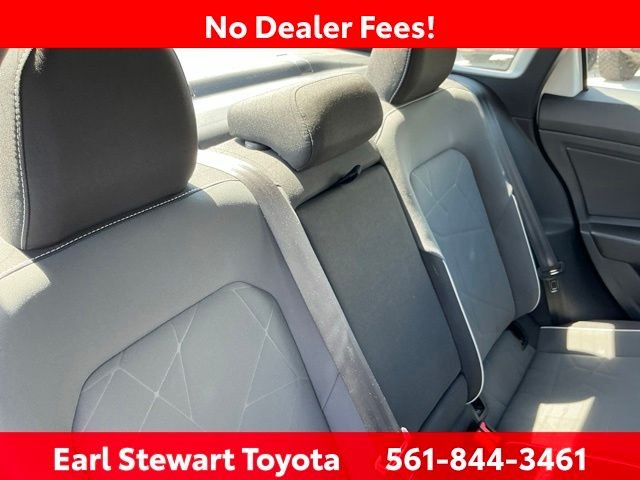 Used 2025 White Volkswagen 1.5T Sport image 20