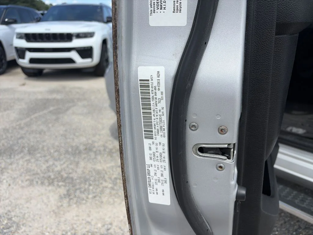 Used 2013 Silver Ram Express image 32