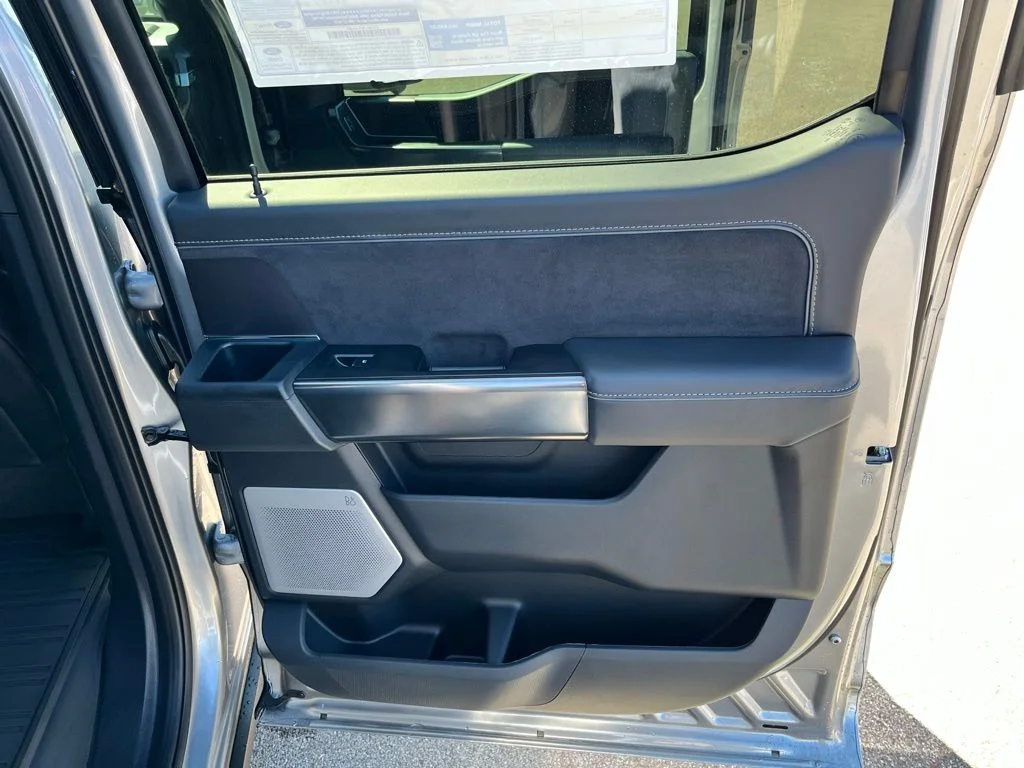 New 2026 Silver Ford Platinum image 10