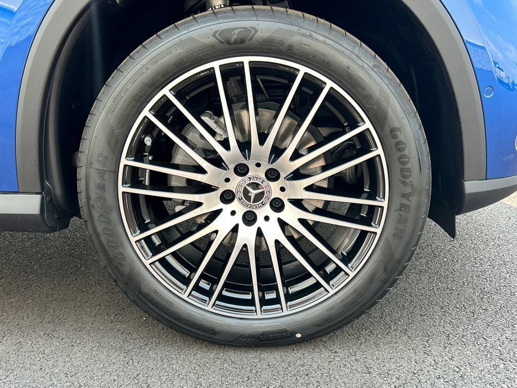 New 2026 Starling Blue Metallic Mercedes-Benz GLC 300 image 73