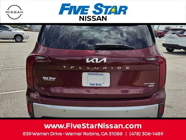 Used 2023 Red Kia S image 11