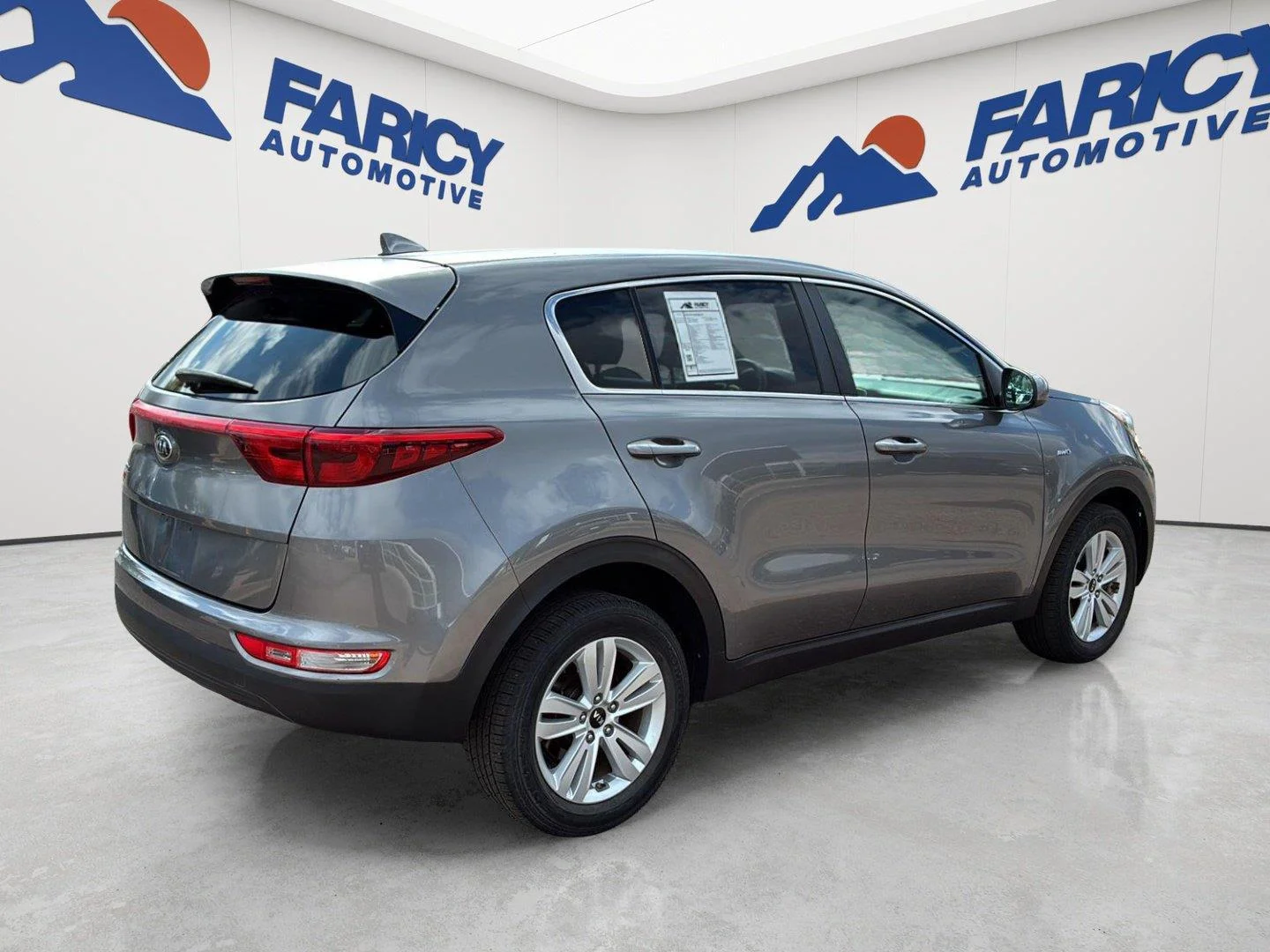 Used 2018 Mineral Silver Kia LX image 6