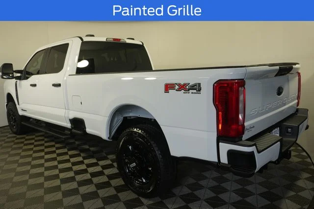 New 2026 Oxford White Ford F-350® XL image 21