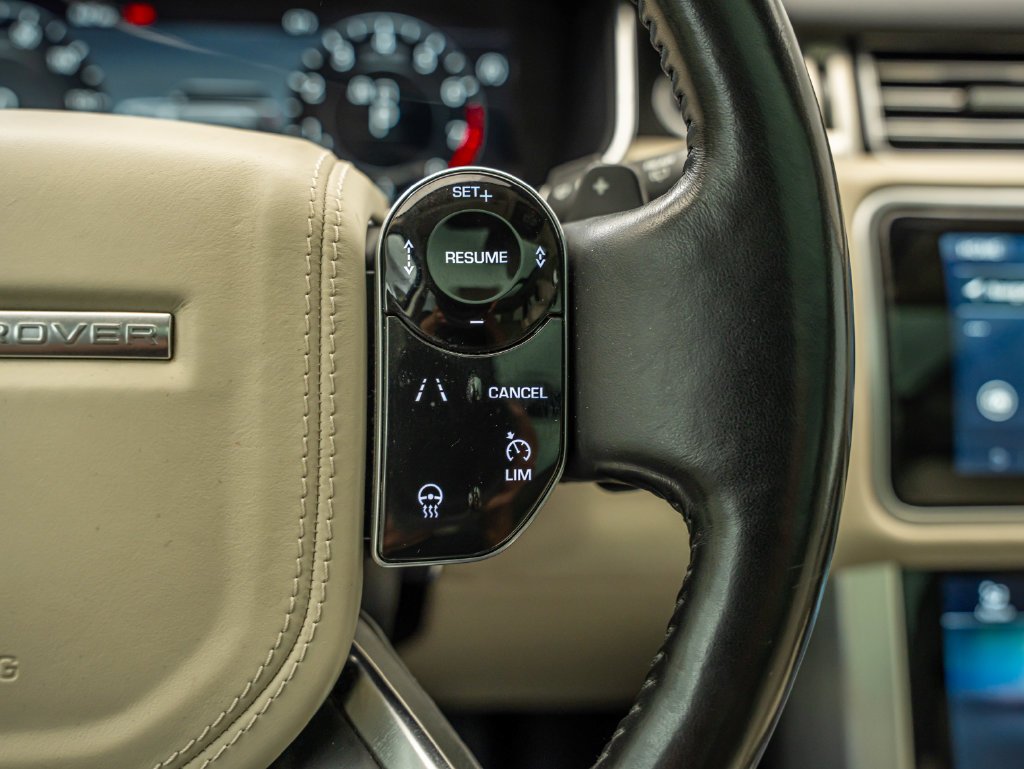 Used 2020 Black Land Rover HSE image 19