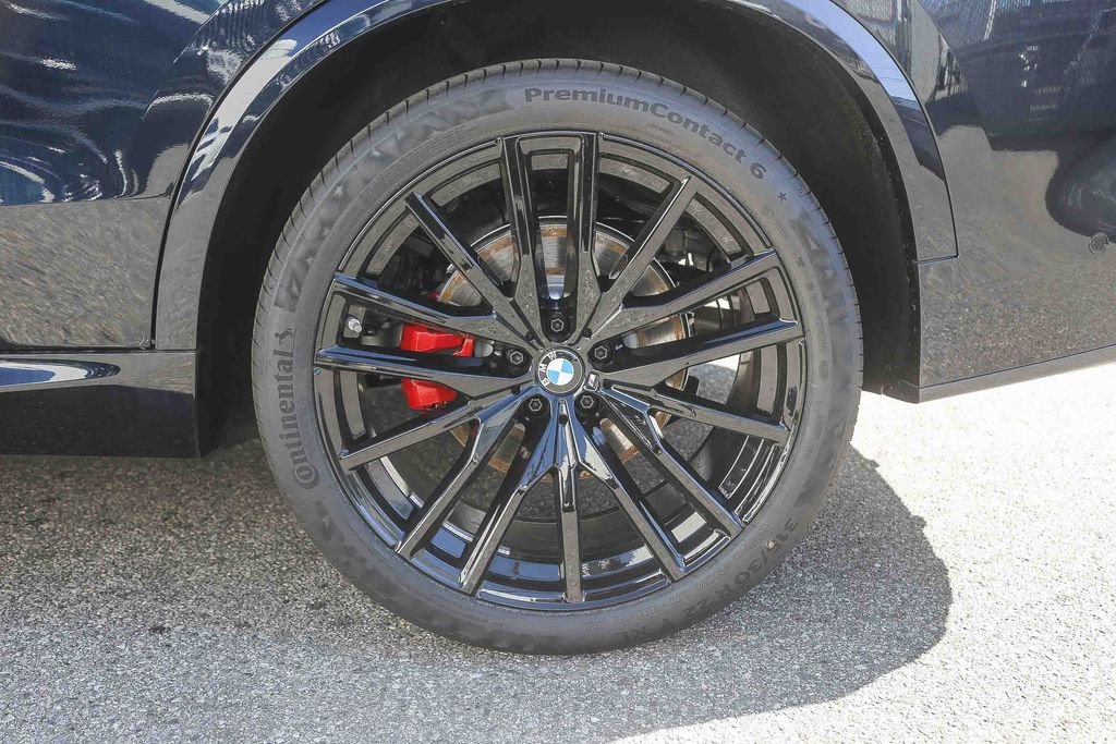 Used 2026 Carbon Black Metallic BMW sDrive40i image 8