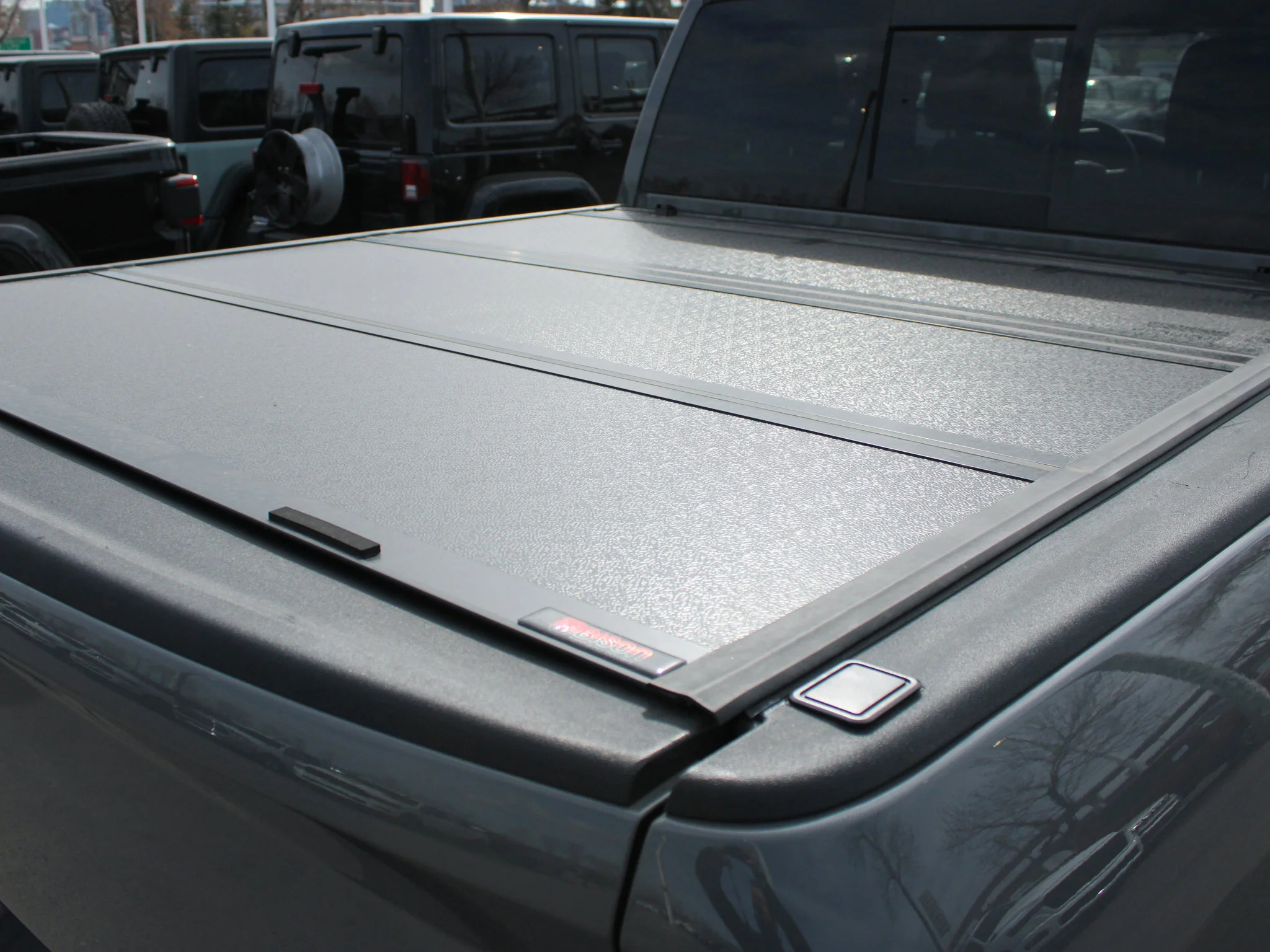 Certified Used 2022 Grey RAM Warlock * HEMI V8 | Android Auto | Bronze Wheels | Tonneau Cover | Heated Seats | Remote Start image 15