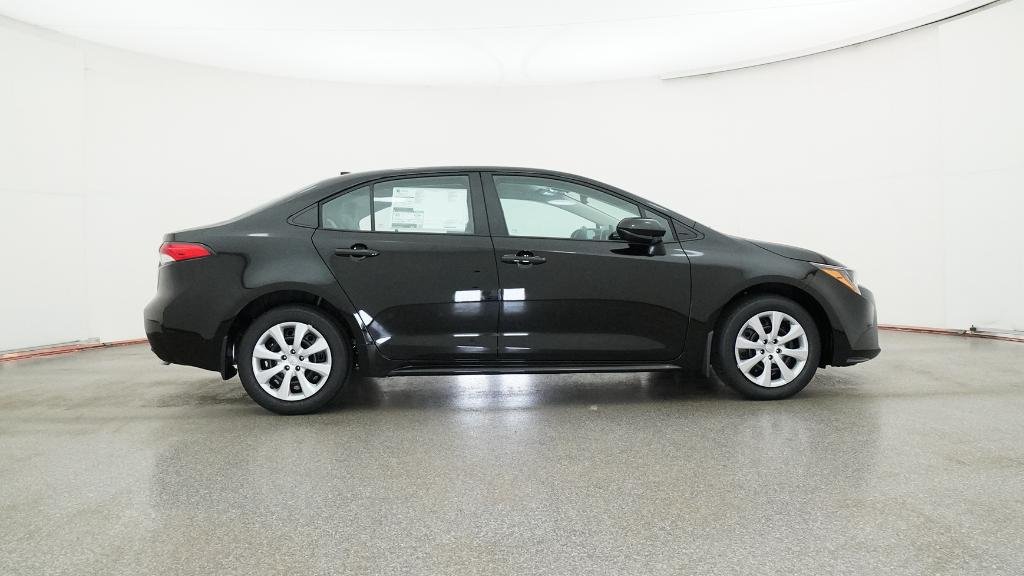 New 2026 Midnight Black Metallic Toyota LE image 20