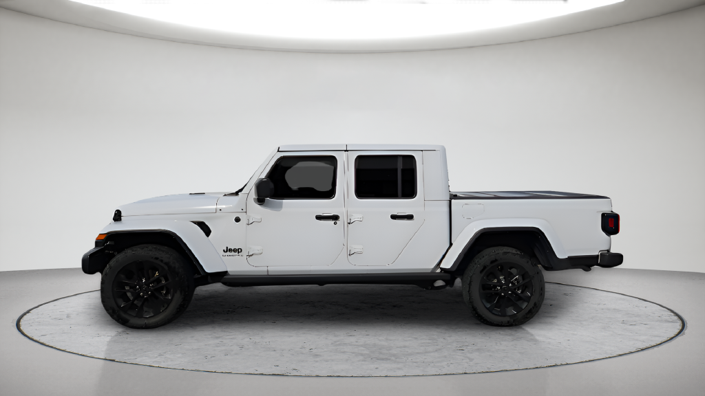 Used 2025 White Jeep Nighthawk image 19