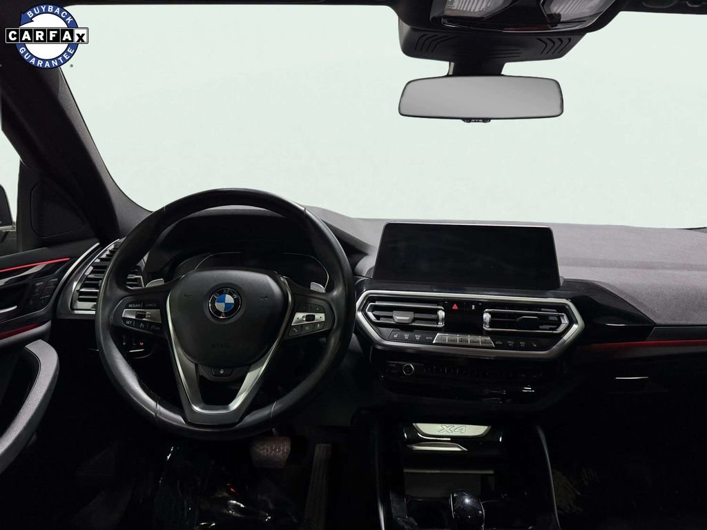 Used 2022  BMW xDrive30i image 10