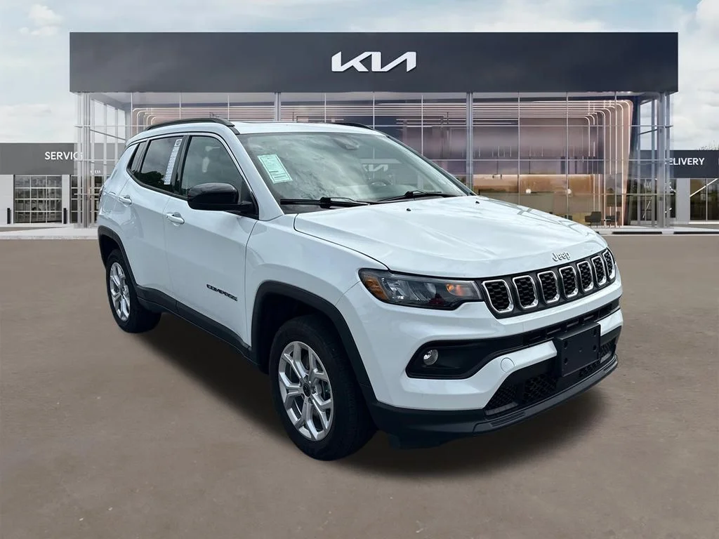 2025 Jeep Compass Latitude 4X4's photo