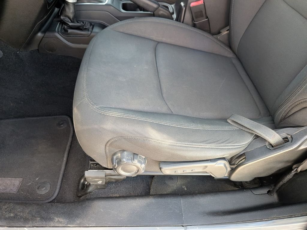 Used 2020 Gray Jeep Sport S image 13