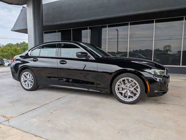 2025 BMW 3 Series 330i xDrive Sedan's photo