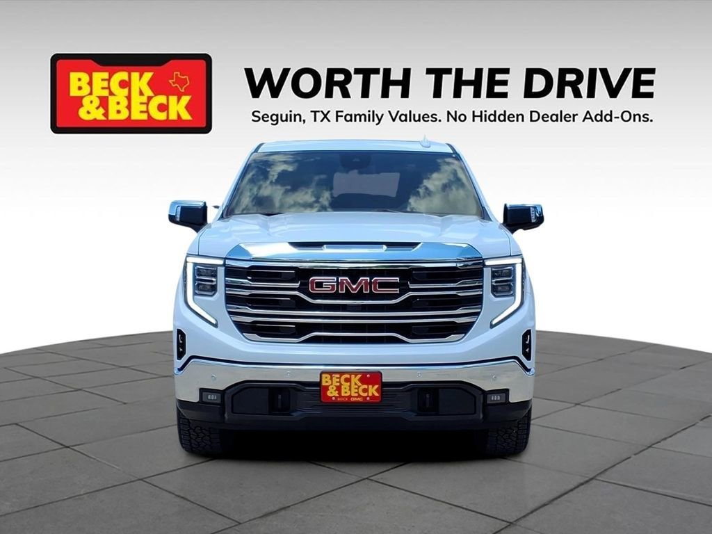 New 2026 Summit White GMC SLT image 2