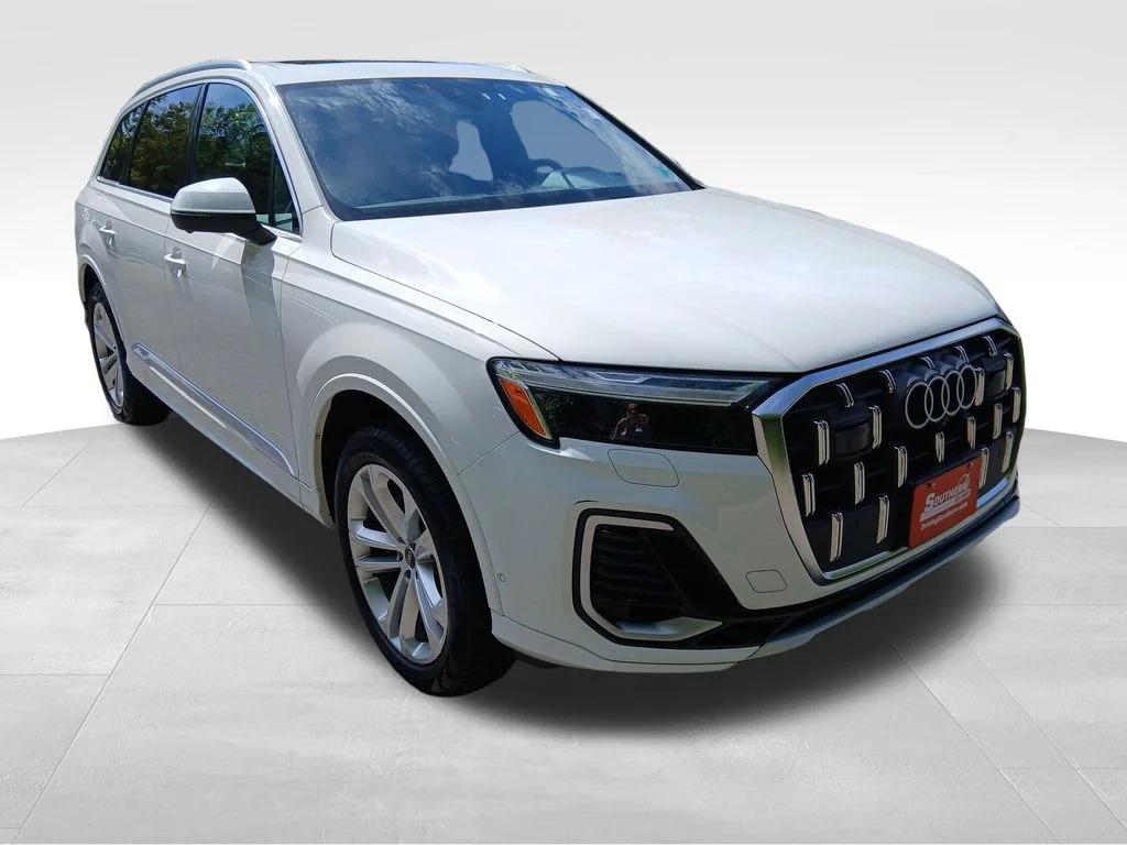 2025 Audi Q7 Premium Plus - Photo 8