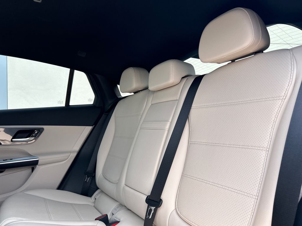 New 2026 Starling Blue Metallic Mercedes-Benz GLC 300 image 24