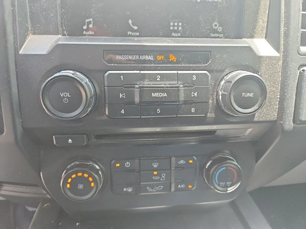 Used 2018 Blue Ford XL image 14